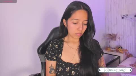 Snapshot of valery_wang chatting on October 28, 2025, 11:47 am Val online show from October 28, 2025, 11:47 am