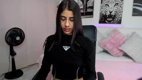 Valery Rivas online show from December 26, 2024, 12:49 pm