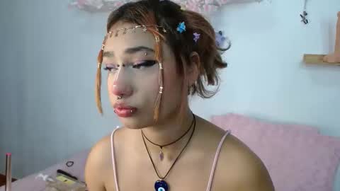 Snapshot of valerysmith18 chatting on October 25, 2025, 6:13 pm zoe online show from October 25, 2025, 6:13 pm