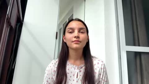 Snapshot of valerystachecki chatting on August 6, 2026, 10:50 am V online show from August 6, 2026, 10:50 am