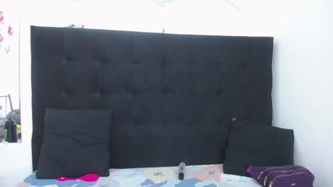 Snapshot of valerythompsonper chatting on September 13, 2025, 9:58 pm valery online show from September 13, 2025, 9:58 pm