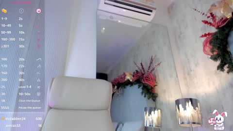 Snapshot of valeryy_stone chatting on December 2, 2024, 2:20 am VALERY STONE online show from December 2, 2024, 2:20 am