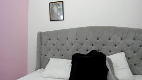 Snapshot of valesskahall chatting on February 22, 2025, 6:19 pm Valesskahall online show from February 22, 2025, 6:19 pm