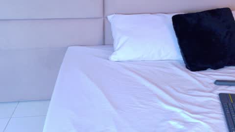 Snapshot of valeswift chatting on September 23, 2025, 1:36 pm Vale online show from September 23, 2025, 1:36 pm