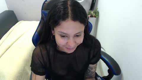 Snapshot of valevicious chatting on April 7, 2026, 1:22 pm valevicious online show from April 7, 2026, 1:22 pm