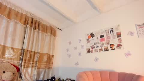 VALIENTE  online show from January 18, 2025, 11:22 pm