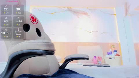 Snapshot of valirya_devote chatting on September 29, 2025, 3:44 am  VALIRYA  online show from September 29, 2025, 3:44 am