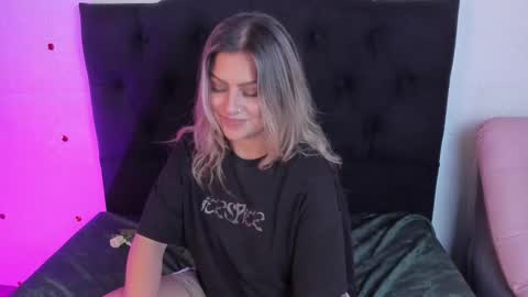 Snapshot of valka_praskov chatting on February 17, 2025, 6:48 pm valka_praskov online show from February 17, 2025, 6:48 pm