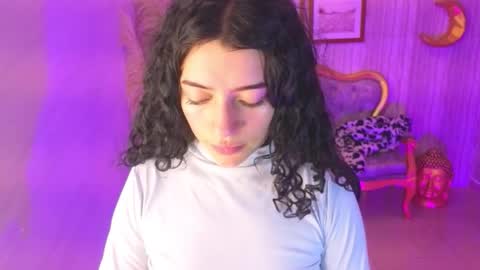 Valkiria  online show from December 3, 2025, 1:20 pm