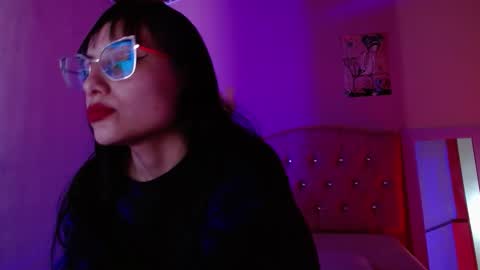 Snapshot of valkiry_ chatting on November 15, 2025, 6:48 pm valkiry_ online show from November 15, 2025, 6:48 pm