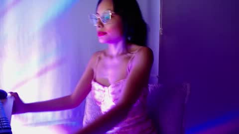 Snapshot of valkiry_ chatting on November 23, 2025, 10:20 pm valkiry_ online show from November 23, 2025, 10:20 pm