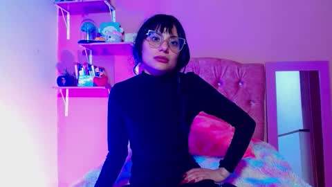 Snapshot of valkiry_ chatting on December 16, 2025, 10:04 pm valkiry_ online show from December 16, 2025, 10:04 pm