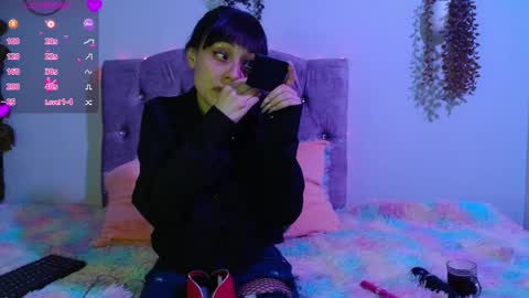 valkiry_ online show from March 21, 2026, 10:13 pm