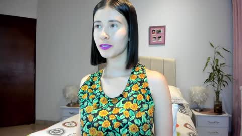 Macarena online show from December 18, 2024, 2:53 am
