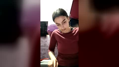 Valerie Val V online show from June 14, 2026, 4:53 pm