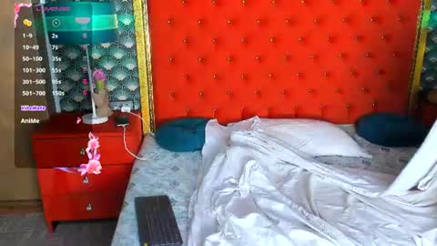 Snapshot of valleriejonnes chatting on July 10, 2026, 5:23 am Valerie Val V online show from July 10, 2026, 5:23 am