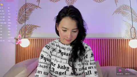 Snapshot of valleriie_ chatting on April 12, 2026, 4:23 pm valleriie_ online show from April 12, 2026, 4:23 pm