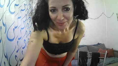 ValleriWind online show from June 21, 2026, 1:08 am
