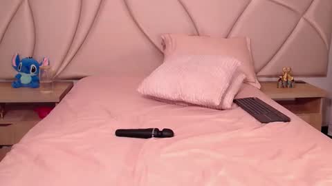 Snapshot of valleryc chatting on September 30, 2025, 12:59 am Vallery online show from September 30, 2025, 12:59 am