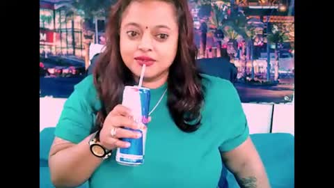 Snapshot of valleyval chatting on January 9, 2025, 6:06 am indianvalvet priya is back online show from January 9, 2025, 6:06 am