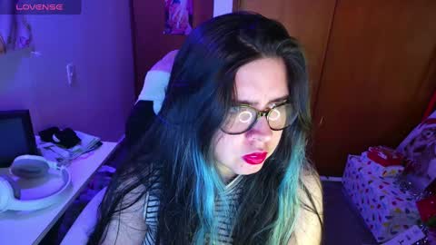 Im Violet online show from December 11, 2024, 12:12 am