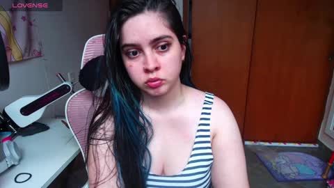 Im Violet online show from February 6, 2025, 2:58 pm