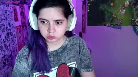 Snapshot of vallolet1_ chatting on March 10, 2026, 3:44 am Im Violet online show from March 10, 2026, 3:44 am