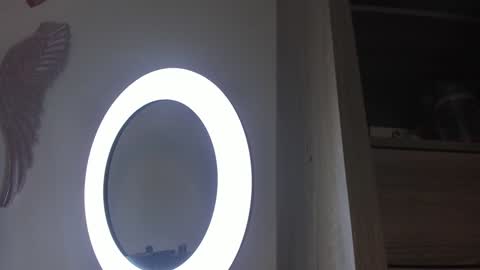 Snapshot of valloletsamar chatting on January 14, 2025, 12:03 pm Vallolet Peach  online show from January 14, 2025, 12:03 pm