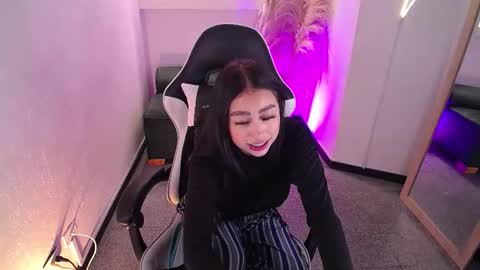 Snapshot of vallolett__ chatting on February 24, 2026, 10:08 pm vallolett__ online show from February 24, 2026, 10:08 pm