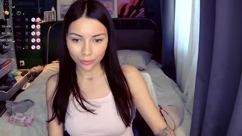 originally accaunt on cb - valorant girl   nude show - only pvt. online show from May 20, 2026, 5:19 pm