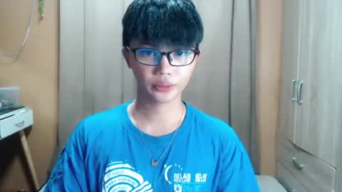 Snapshot of valotch chatting on July 8, 2026, 3:16 pm valotch online show from July 8, 2026, 3:16 pm
