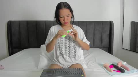 valtira nova online show from February 27, 2025, 3:47 am