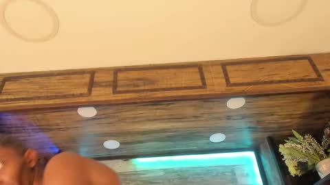 valtorkane online show from October 31, 2025, 11:55 am