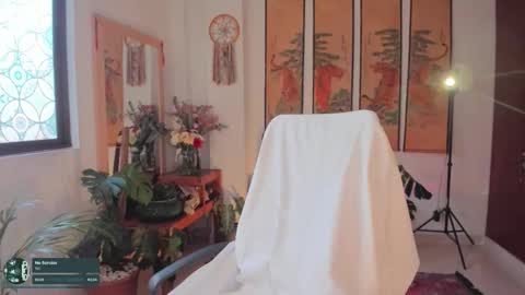      online show from October 17, 2025, 8:00 pm