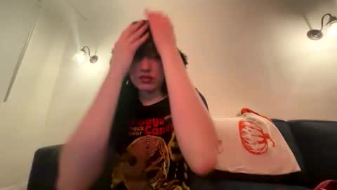 vampgatita online show from November 12, 2025, 2:34 am