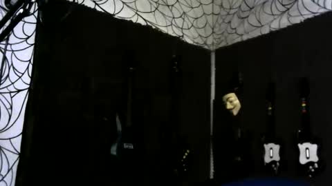 Snapshot of vampireathome chatting on February 3, 2026, 6:57 pm vampireathome online show from February 3, 2026, 6:57 pm