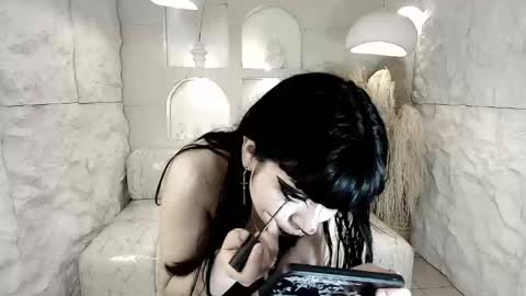 vampkitty_r online show from February 8, 2026, 1:03 pm