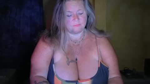 Snapshot of vampwoman chatting on February 26, 2026, 6:12 am vampwoman online show from February 26, 2026, 6:12 am