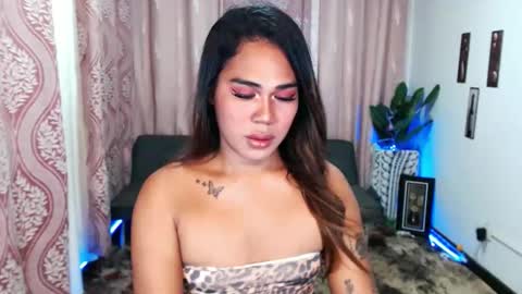 Snapshot of vampy_ebony_laxine chatting on September 14, 2025, 12:10 am vampy_ebony_laxine online show from September 14, 2025, 12:10 am