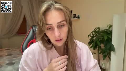 Sara online show from September 10, 2025, 7:14 pm
