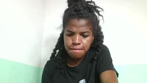 vanafiry online show from February 7, 2025, 4:03 pm