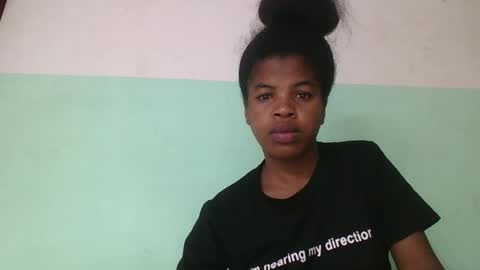 vanafiry online show from February 18, 2025, 4:26 am