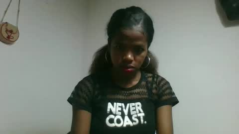 Snapshot of vanafiry chatting on April 4, 2026, 6:22 am vanafiry online show from April 4, 2026, 6:22 am