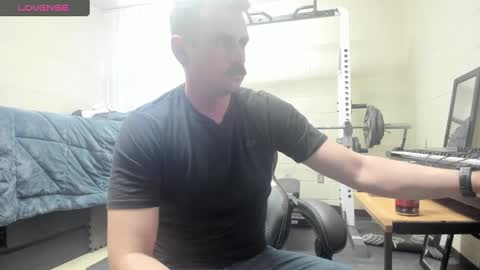 Snapshot of vandal2021 chatting on February 21, 2025, 11:21 pm Vandal2021 online show from February 21, 2025, 11:21 pm