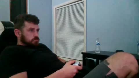 Vandal2021 online show from November 18, 2025, 7:46 am