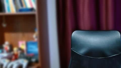 vanderheyl online show from September 18, 2025, 3:08 am