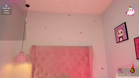 vanelope_evans_ online show from March 12, 2026, 12:11 pm