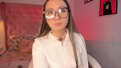 vanelope_evans_ online show from March 18, 2026, 12:30 pm