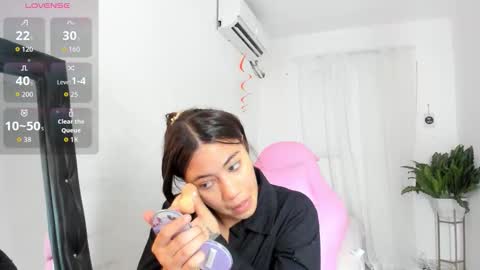 Snapshot of vanelope_smith chatting on November 21, 2025, 1:48 am vanelope_smith online show from November 21, 2025, 1:48 am