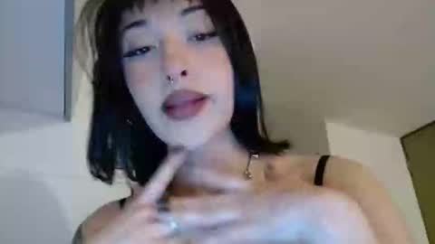 Vans online show from February 6, 2026, 6:07 am